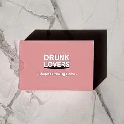 Drunk Lovers Card game box
