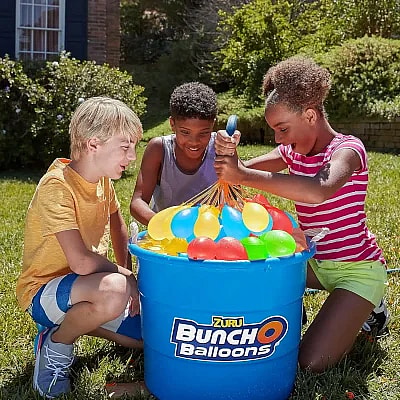 Bunch O Balloons Crazy Color by ZURU, 200+ Rapid-Filling Self-Sealing Water Balloons for Outdoor Family, young kids fill water balloons